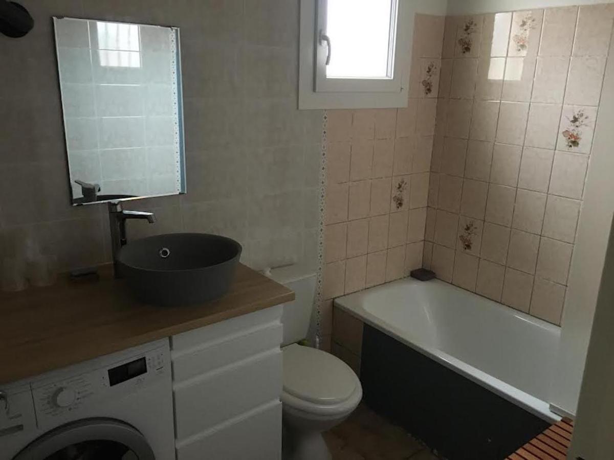 Agreable Maison De Famille Sur Gite Echarou Сижан Екстериор снимка